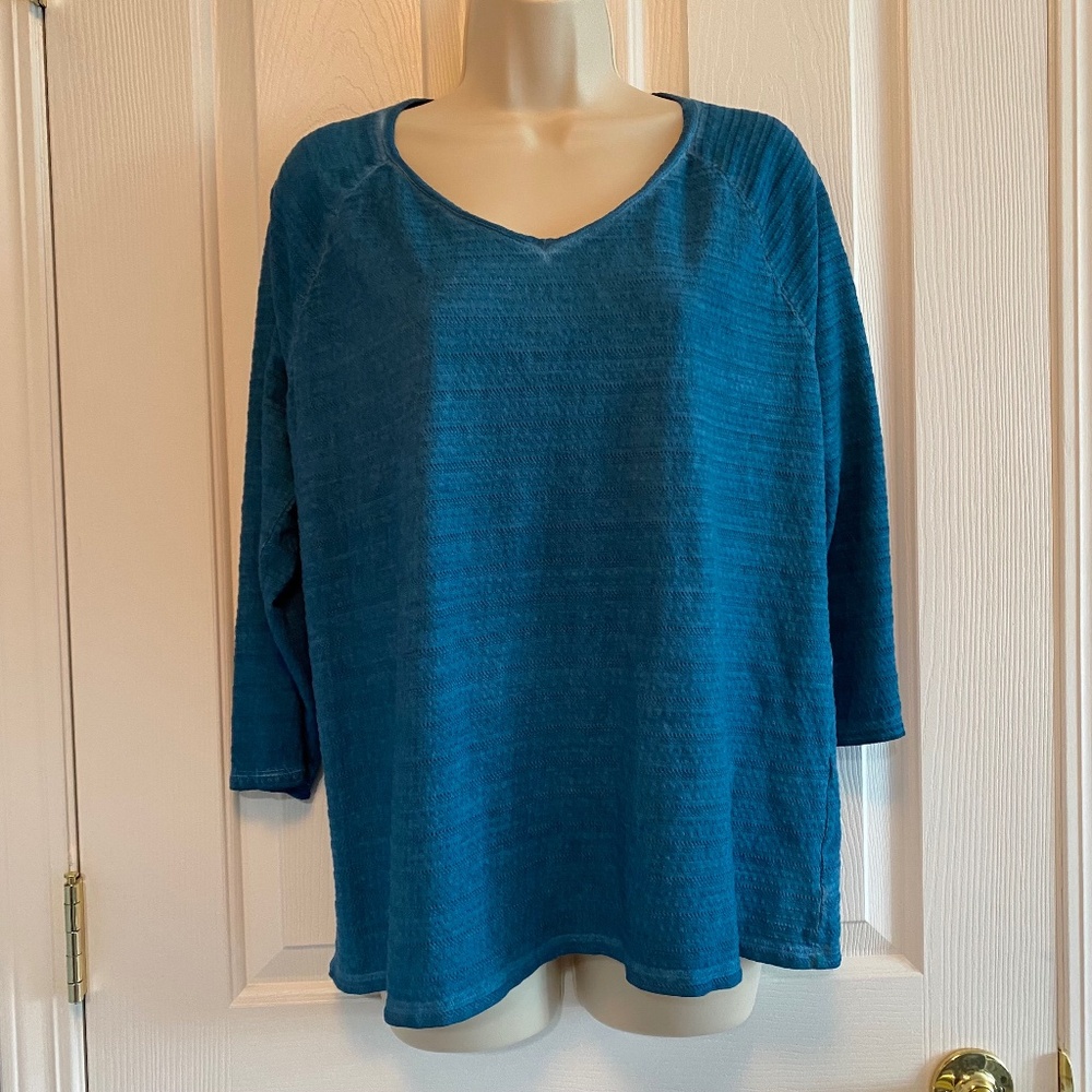BUY 2 ITEMS & GET 1 FREE - Chico’s Textured Teal 3/4 Sleeve Top Sz 12/L
